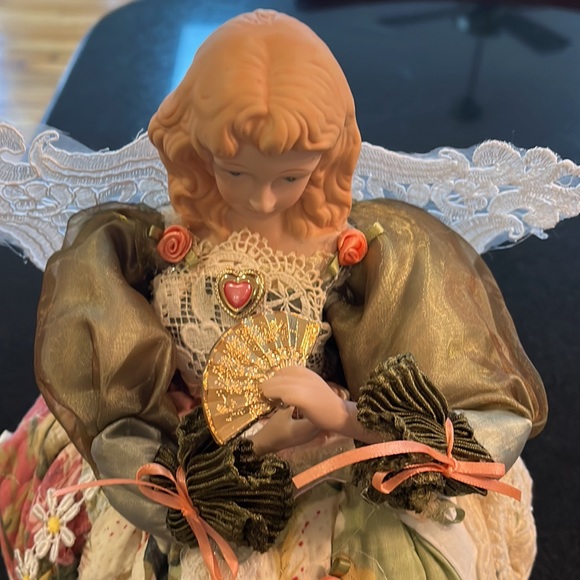 Porcelain, Hand-Crafted Angel Doll / Decoration. - Picture 13 of 16